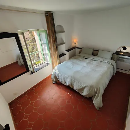 Historic Duplex With Sea View Old Town شقة مينتون